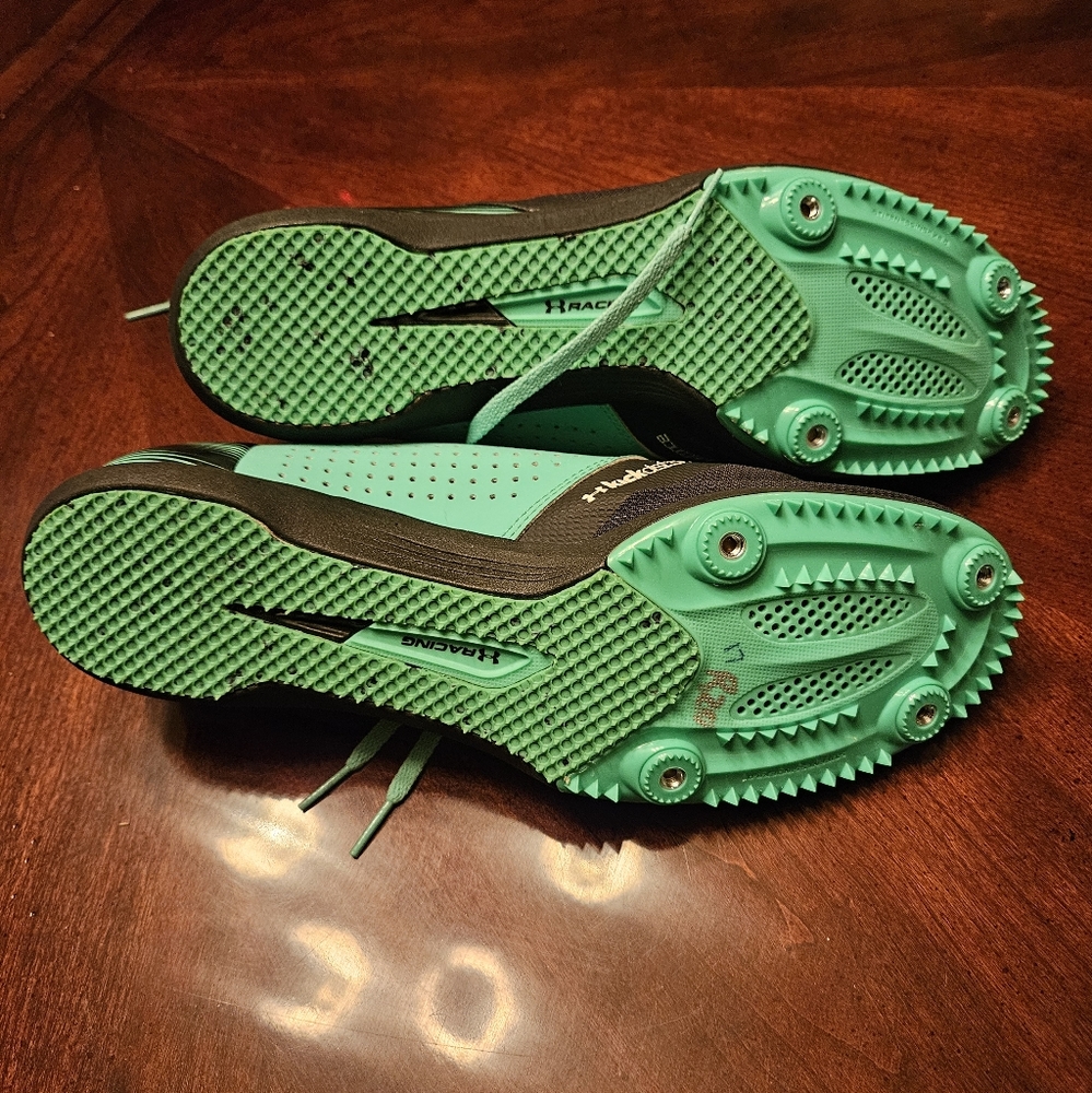 Under Armour Kick Distance Racing Shoe - Picture 2 of 8